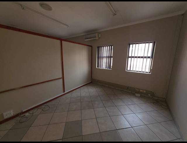 921.50M² BUSINESS TO LET IN SASOLBURG EXT 5